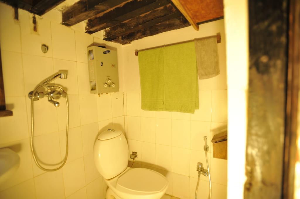 Peacock Guest House بهاكتابور الغرفة الصورة